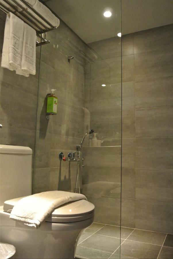 Doudian Ddinn Hotel Taichung Exterior photo
