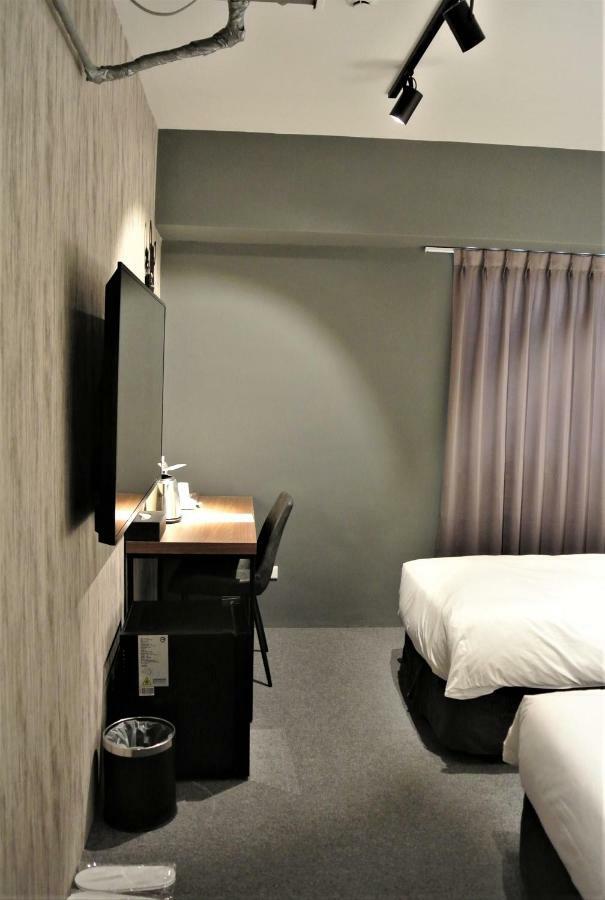Doudian Ddinn Hotel Taichung Exterior photo