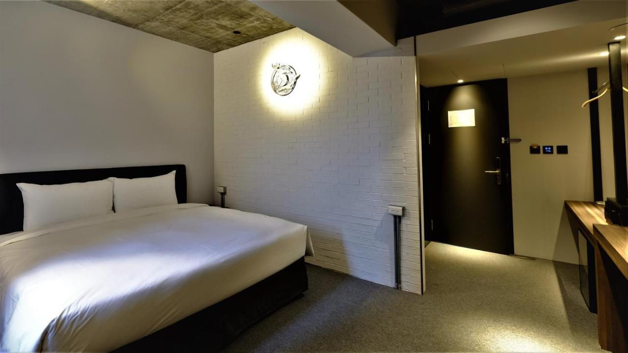 Doudian Ddinn Hotel Taichung Exterior photo